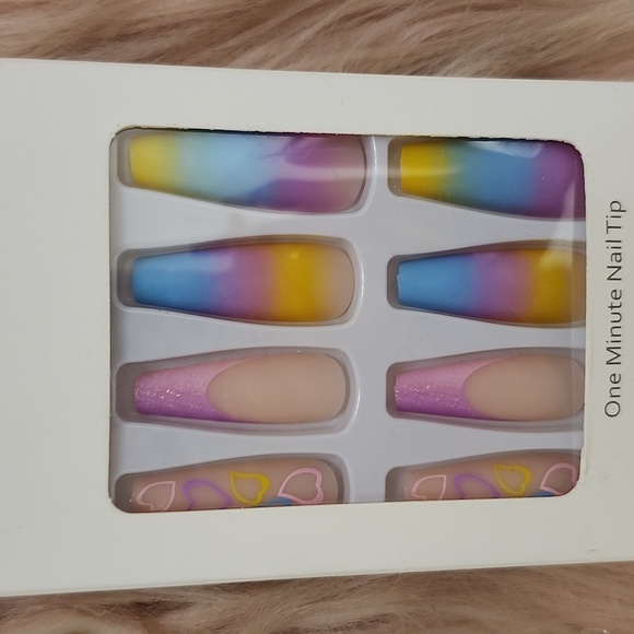 BOGO SALE!! Brand New FALSE NAILS-XL - Picture 4 of 4